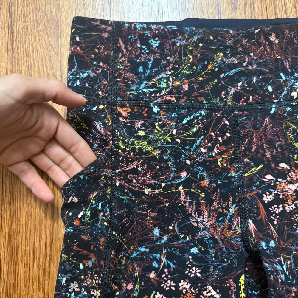 Lululemon Invigorate High-Rise Tight 25" in Foliage Overlay Multi size 6 - Picture 4 of 14